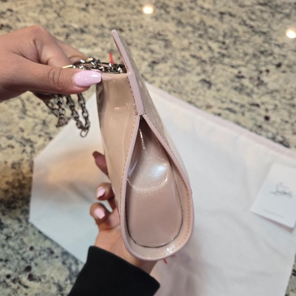 NEW Christian Louboutin Loubitwist Leche Nude Clutch with Silver Chain - Picture 5 of 8
